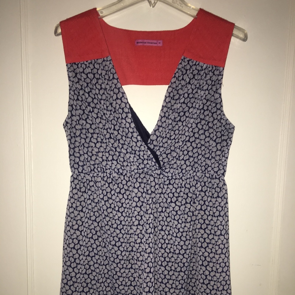 Maternal America size S sleeveless blouse